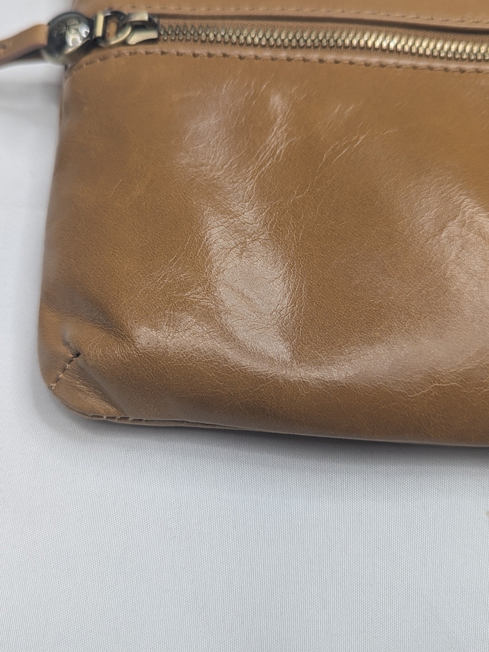 HOBO International Tan Leather Crossbody Pouch / Purse - Picture 12 of 16